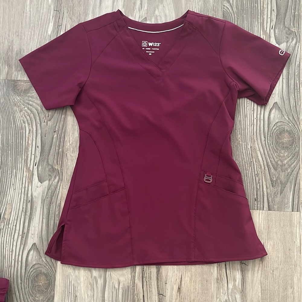Wonderwink V-Neck Scrub top